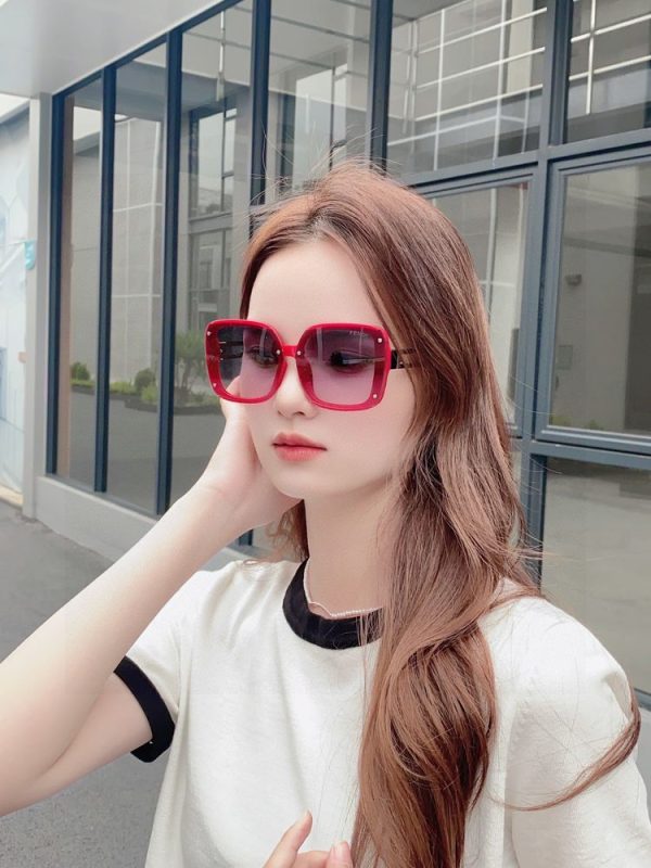 New Arrival Fendi Sunglasses 003