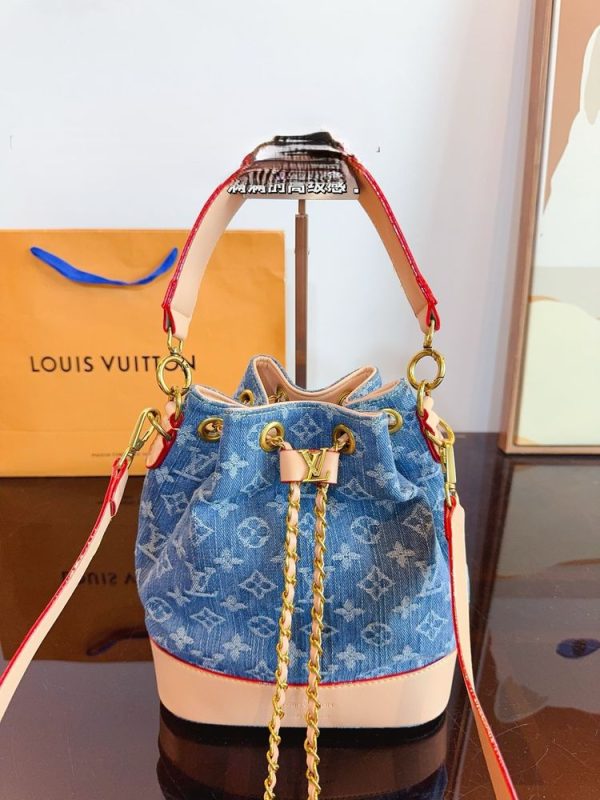 New Arrival LV Handbag L986