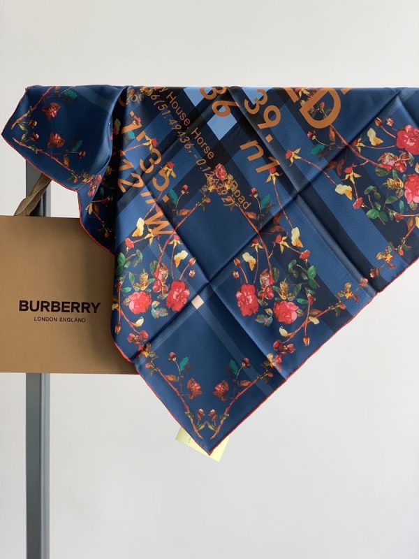 New Arrival Burberry Scarves 0007