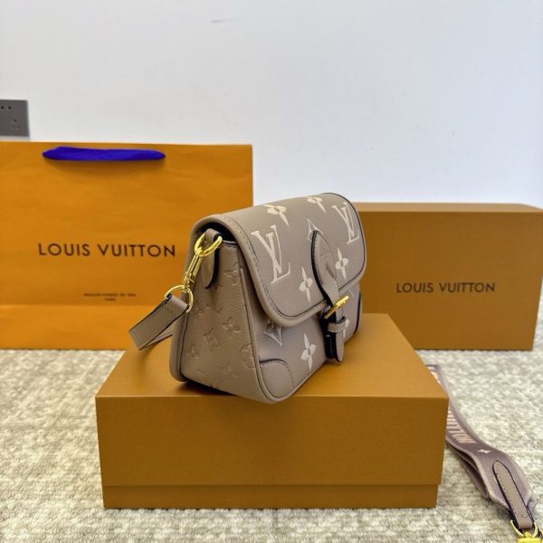 New Arrival LV Handbag L992