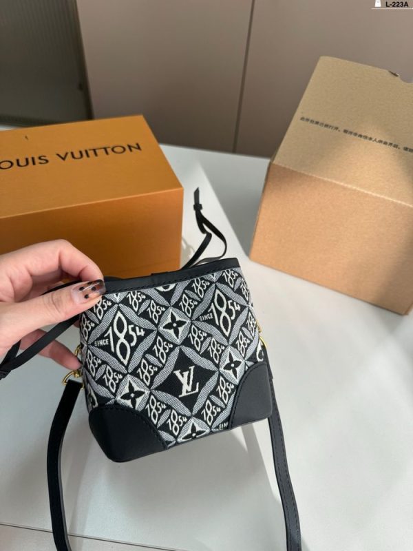 New Arrival LV Handbag L943