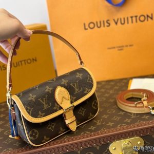 New Arrival LV Handbag L994