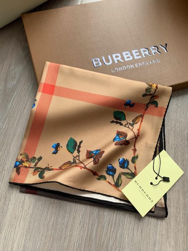 New Arrival Burberry Scarves 0007