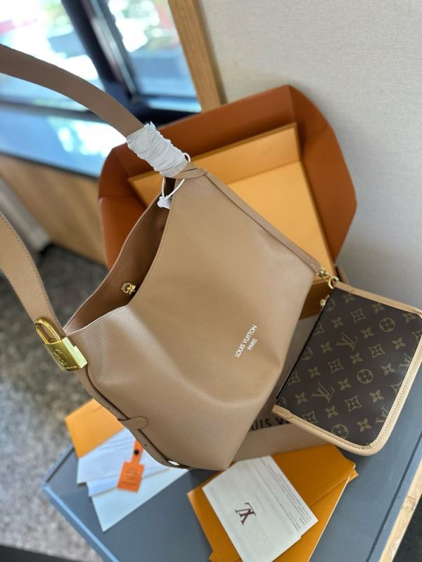 New Arrival LV Handbag L974