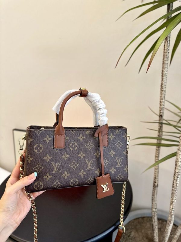 New Arrival LV Handbag L989