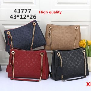 New Arrival LV Handbag L924