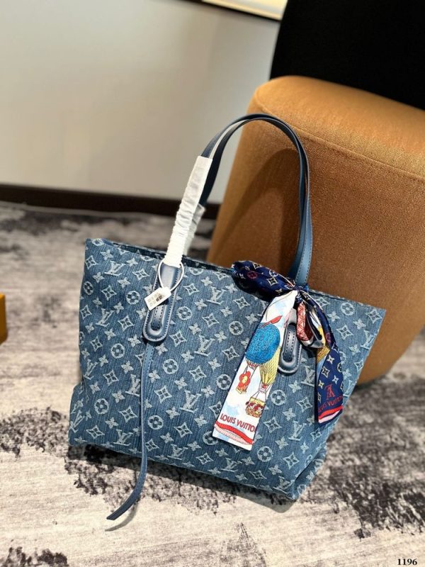 New Arrival LV Handbag L944