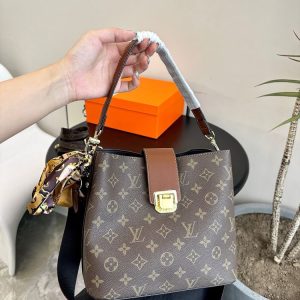 New Arrival LV Handbag L990