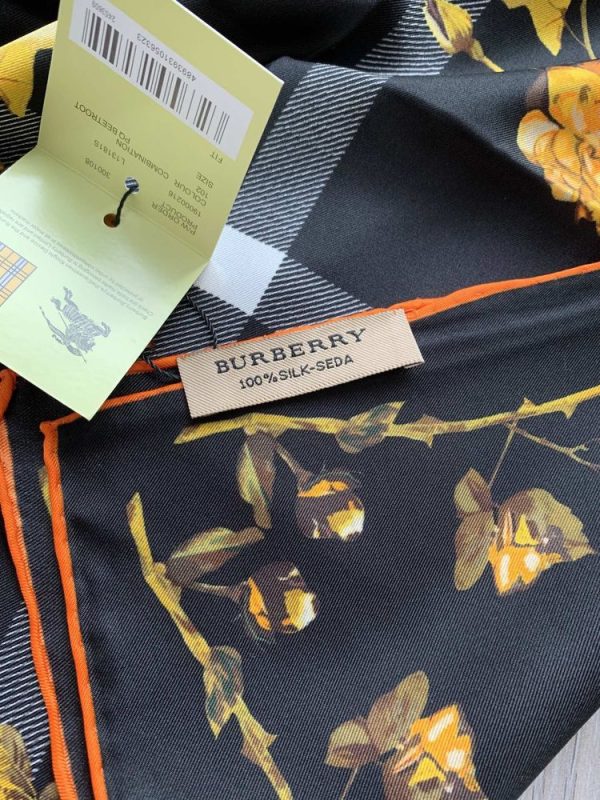 New Arrival Burberry Scarves 0007