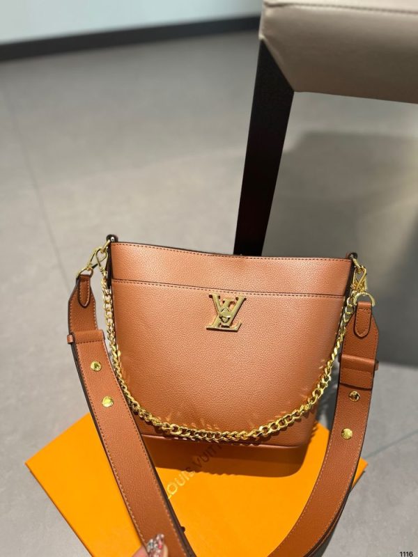 New Arrival LV Handbag L854