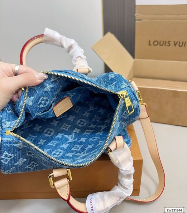 New Arrival LV Handbag L836