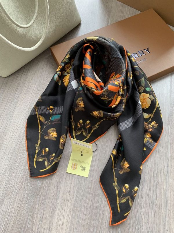 New Arrival Burberry Scarves 0007