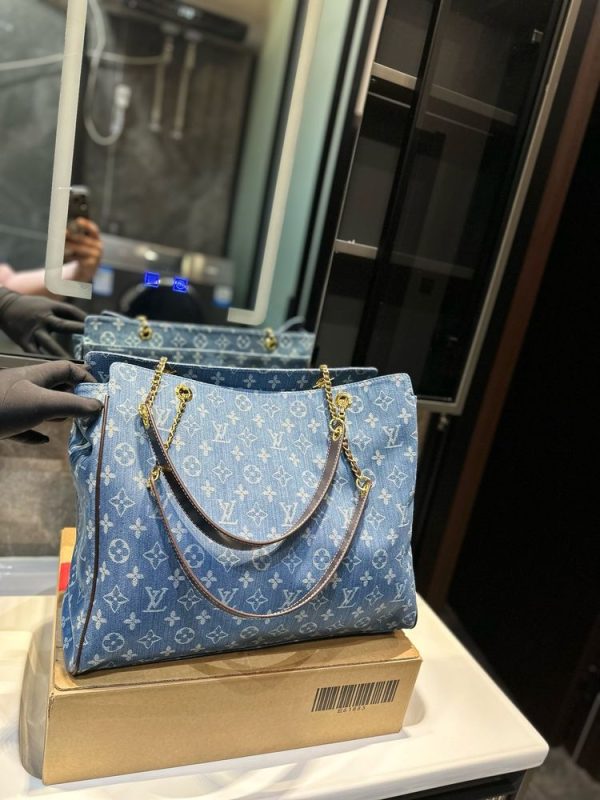 New Arrival LV Handbag L972