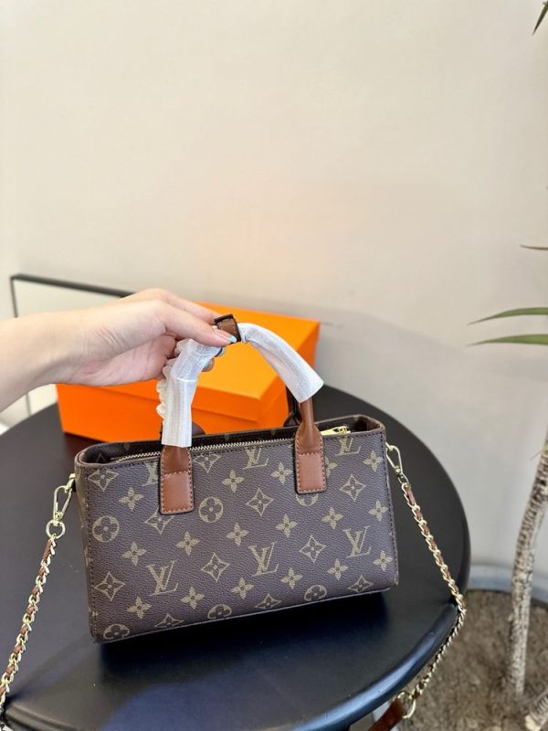 New Arrival LV Handbag L989