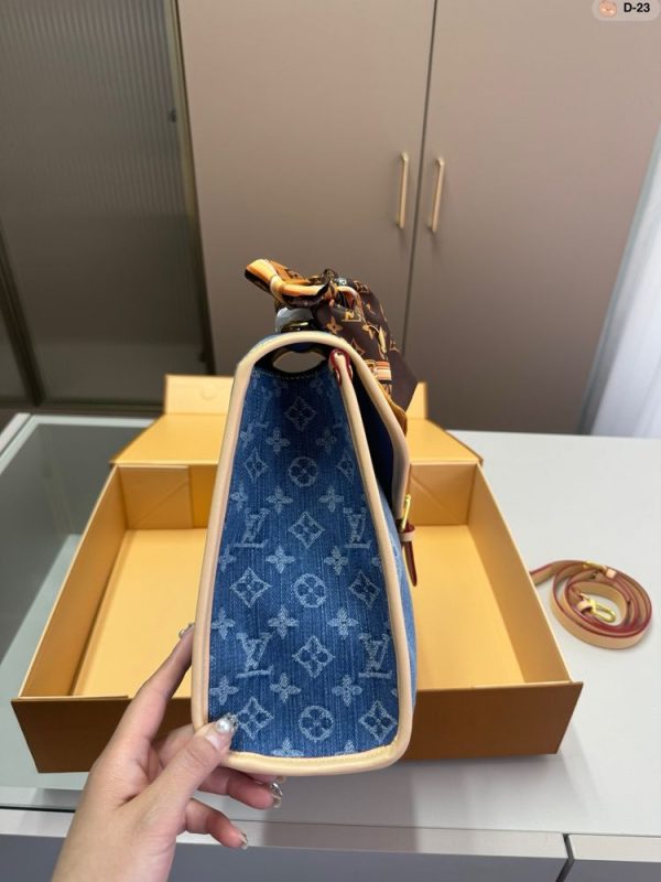 New Arrival LV Handbag L863