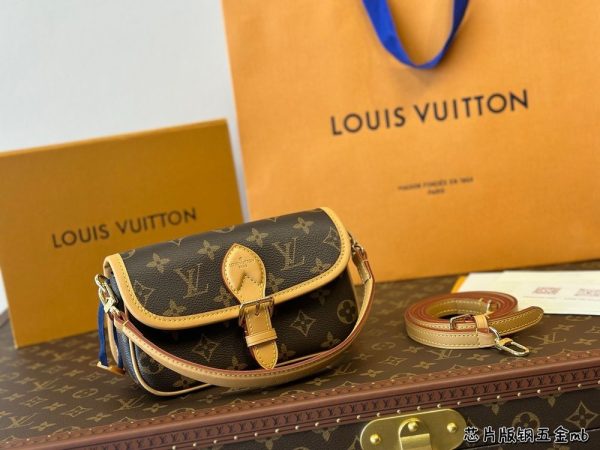 New Arrival LV Handbag L994