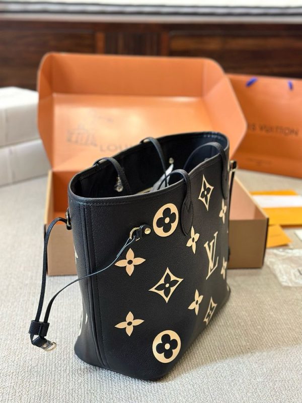 New Arrival LV Handbag L888