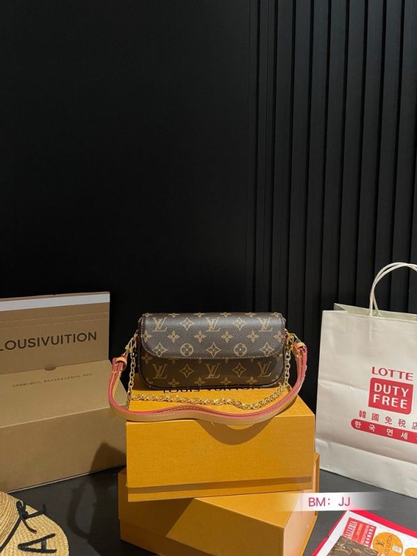 New Arrival LV Handbag L1043