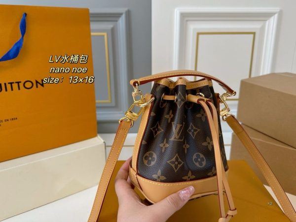 New Arrival LV Handbag L1070