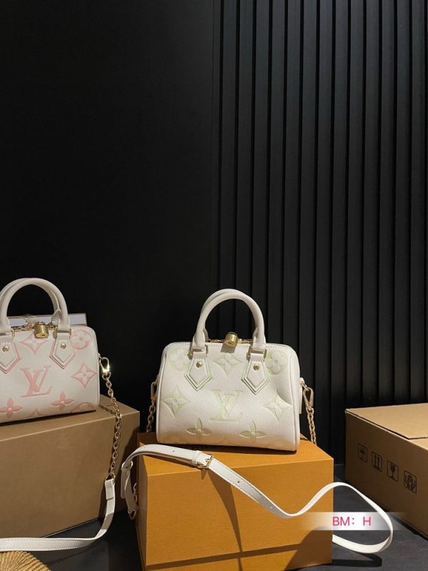 New Arrival LV Handbag L1050