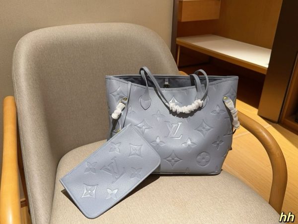 New Arrival LV Handbag L1082