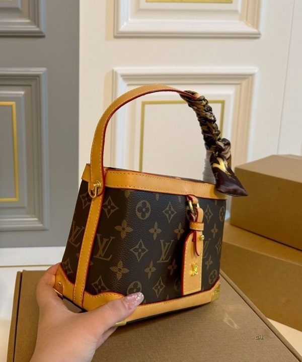 New Arrival LV Handbag L1073