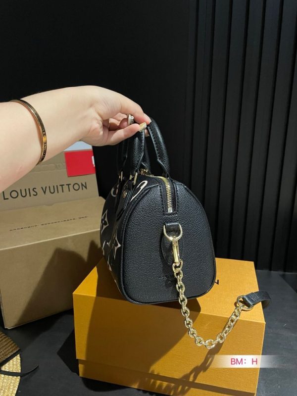 New Arrival LV Handbag L1050