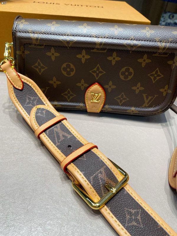 New Arrival LV Handbag L1028