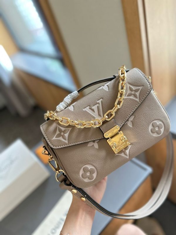 New Arrival LV Handbag L1102.1