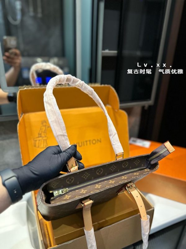 New Arrival LV Handbag L1090