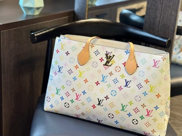 New Arrival LV Handbag L1112