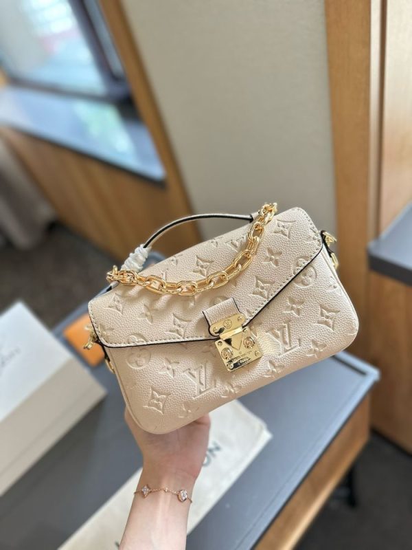 New Arrival LV Handbag L1102.1