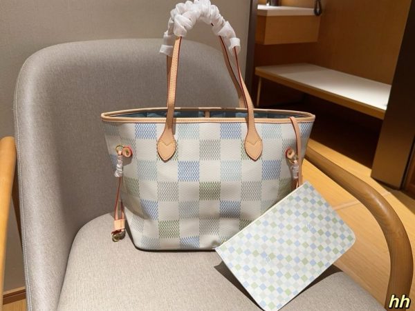 New Arrival LV Handbag L1082