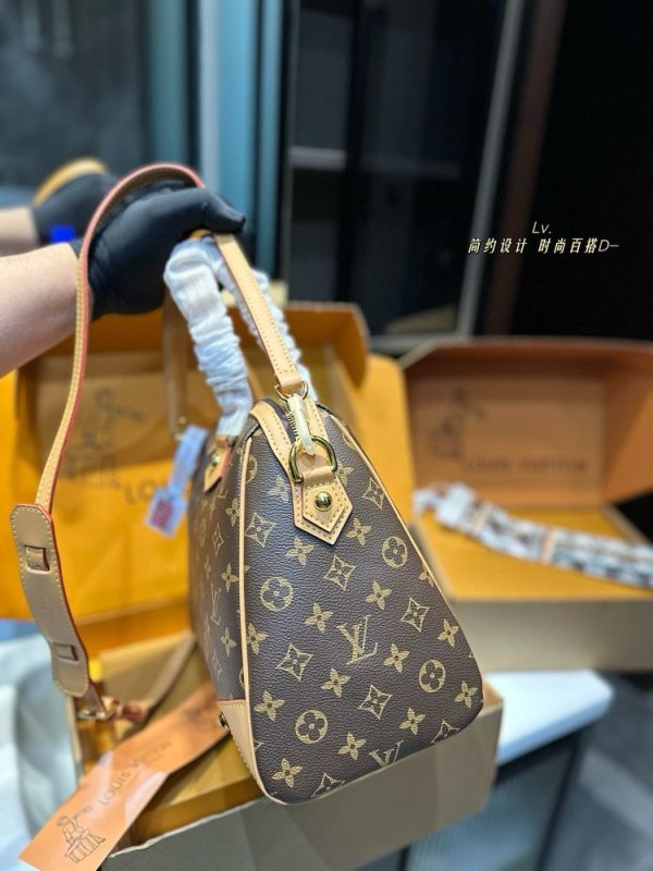 New Arrival LV Handbag L1093