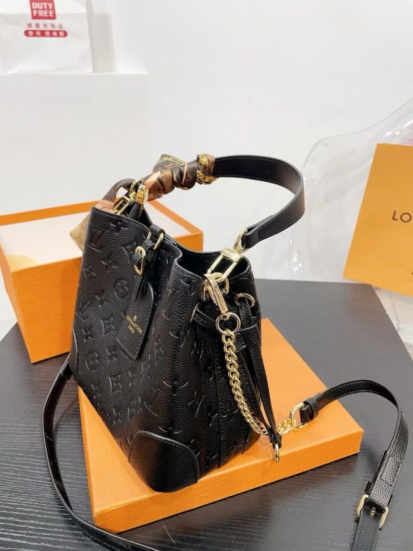 New Arrival LV Handbag L1031