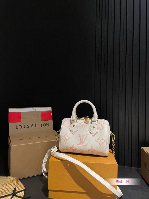 New Arrival LV Handbag L1050