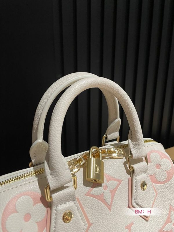 New Arrival LV Handbag L1050