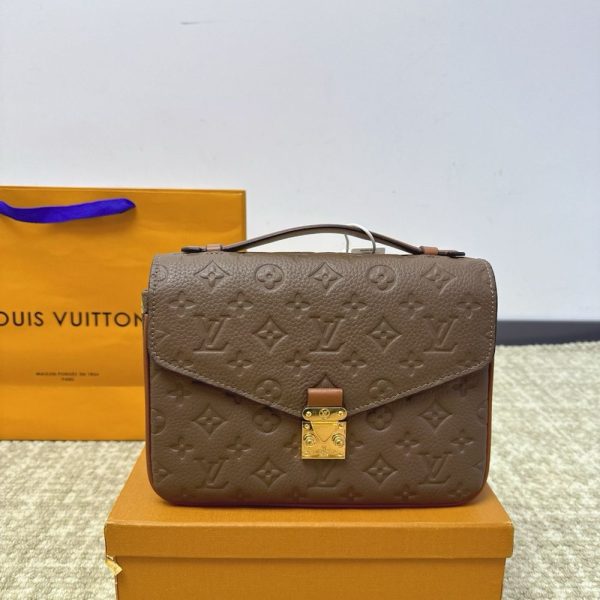 New Arrival LV Handbag L1110