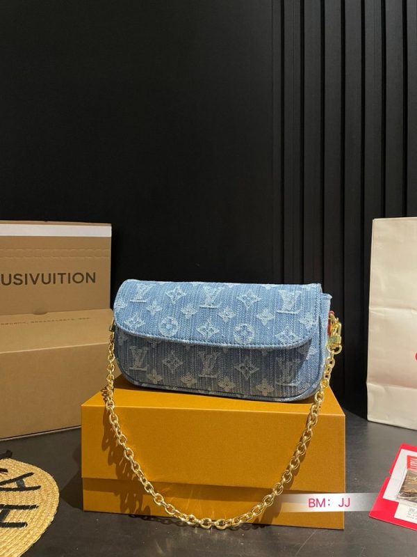 New Arrival LV Handbag L1043