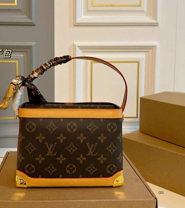 New Arrival LV Handbag L1073