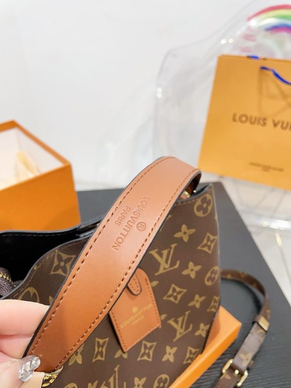 New Arrival LV Handbag L1031