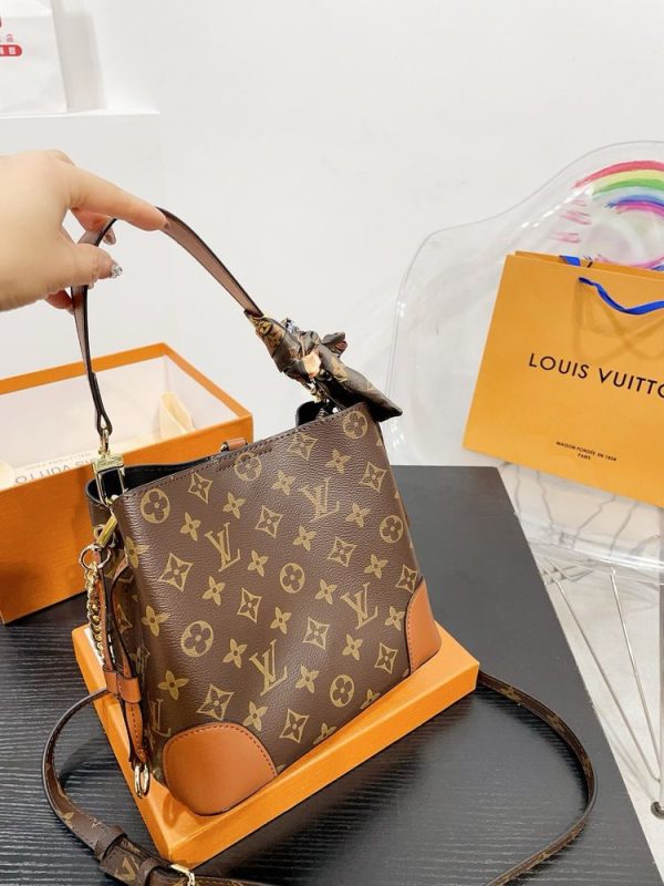 New Arrival LV Handbag L1031