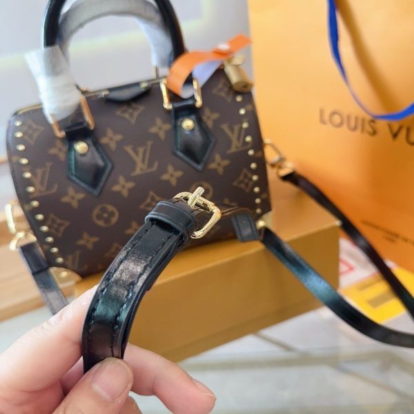 New Arrival LV Handbag L1096