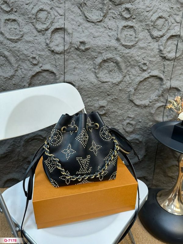 New Arrival LV Handbag L1017