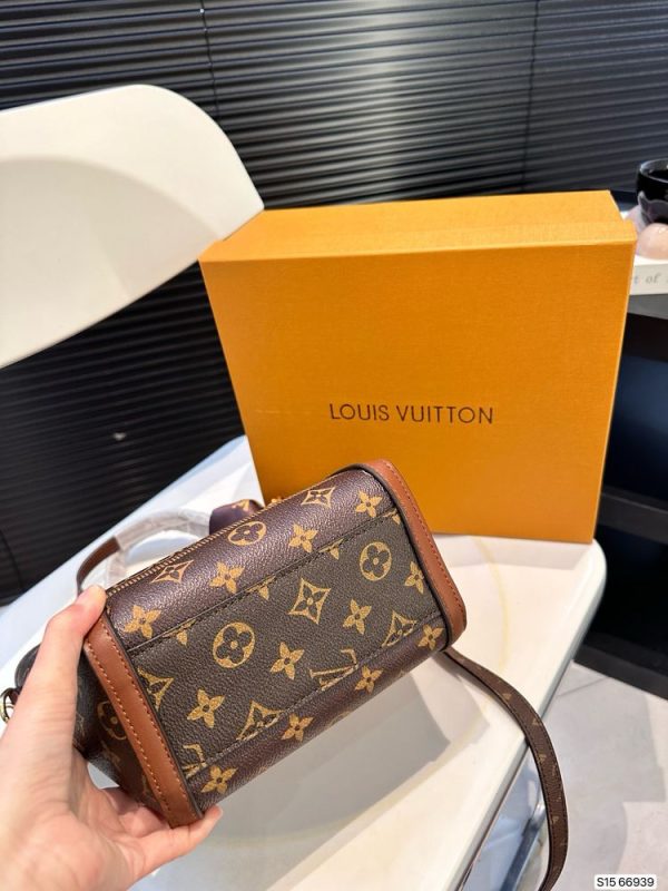 New Arrival LV Handbag L1117