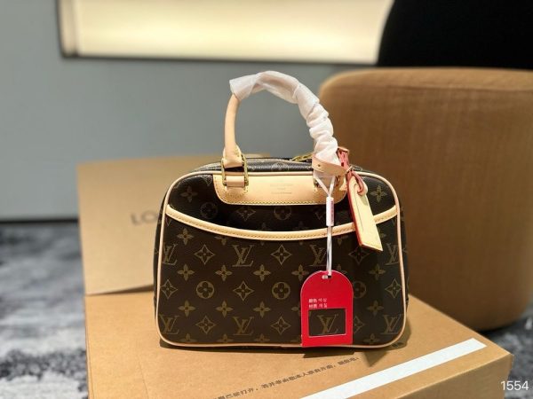 New Arrival LV Handbag L1143