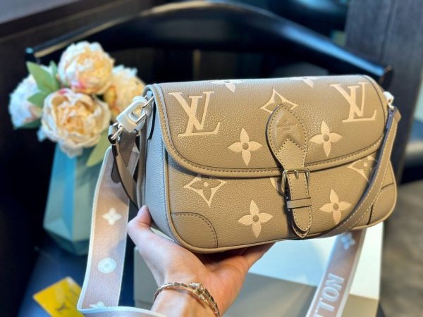 New Arrival LV Handbag L1187.2