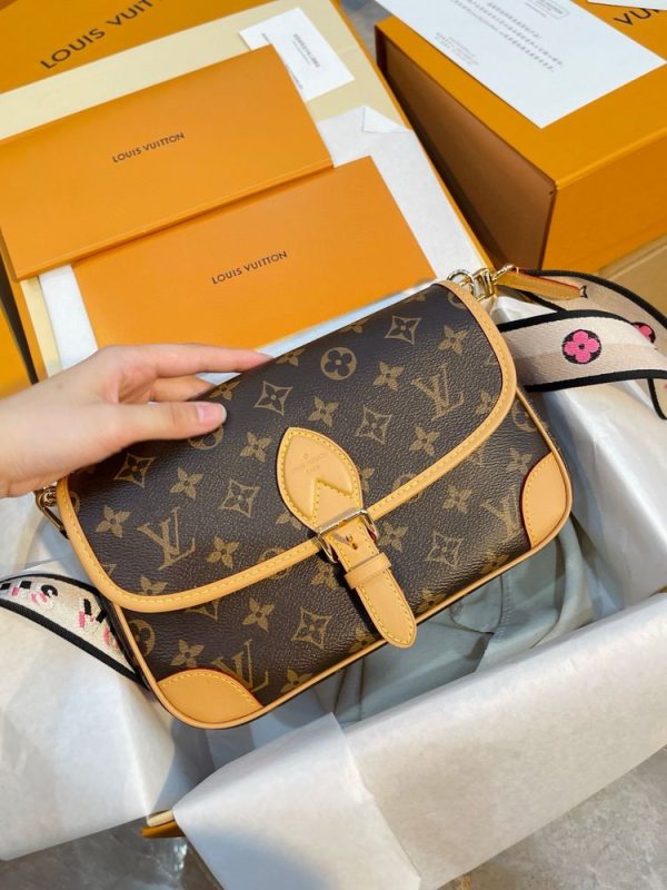 New Arrival LV Handbag L1186