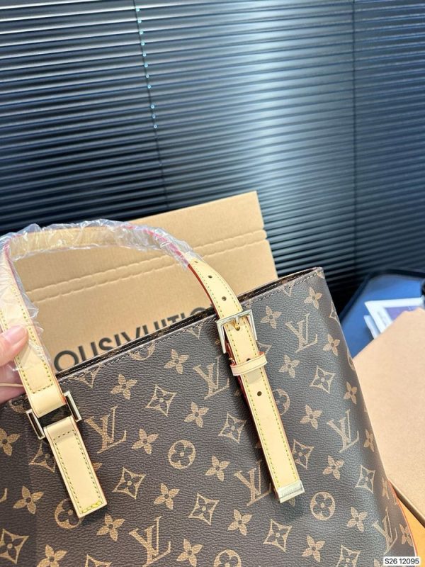 New Arrival LV Handbag L1122