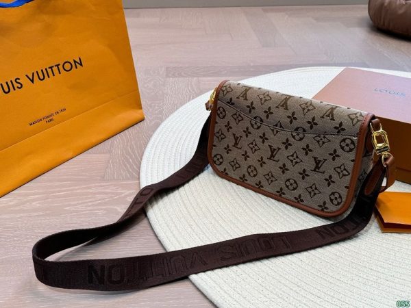 New Arrival LV Handbag L1165